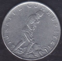 1975 Yılı 2.5 Lira Çok Çok Temiz (Düz)