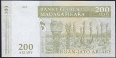 MADAGASKAR 200 ARİARY 2004 ÇİL (A)