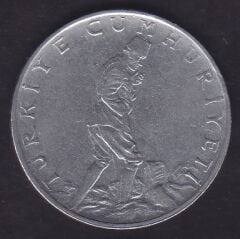 1975 Yılı 2.5 Lira Düz