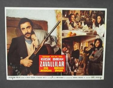 ZAVALLILAR KÜÇÜK EMRAH OYA AYDOĞAN 13