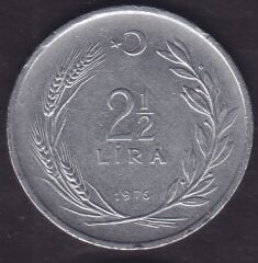 1976 Yılı 2.5 Lira TC lerden Biri Ters Biri Düz Aynı Parada