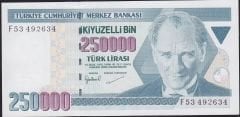 7.Emisyon 3.Tertip 250000 Lira F53 492634 Çil