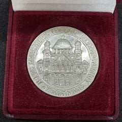 Taksim 3. Horan Kilisesi'nin Tamirinin ve Tekrar İbadete Açılışının Hatıra Madalyası, Kutulu 60 mm