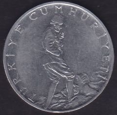 1979 Yılı 2.5 Lira Düz
