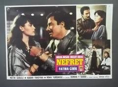 NEFRET FATMA GİRİK HÜLYA AVŞAR 2