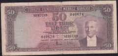 5.Emisyon 4.Tertip 50 Lira U19 040676 Çok Temiz
