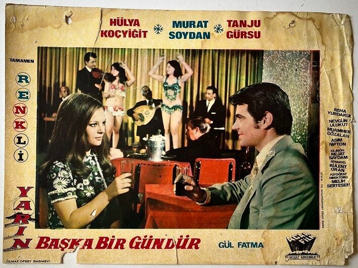 Yarın Başka Bir Gündür - Hülya Koçyiğit - Lobi Kartı