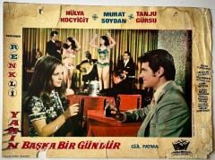 Yarın Başka Bir Gündür - Hülya Koçyiğit - Lobi Kartı