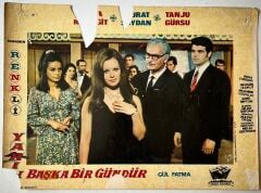 Yarın Başka Bir Gündür - Hülya Koçyiğit - Lobi Kartı