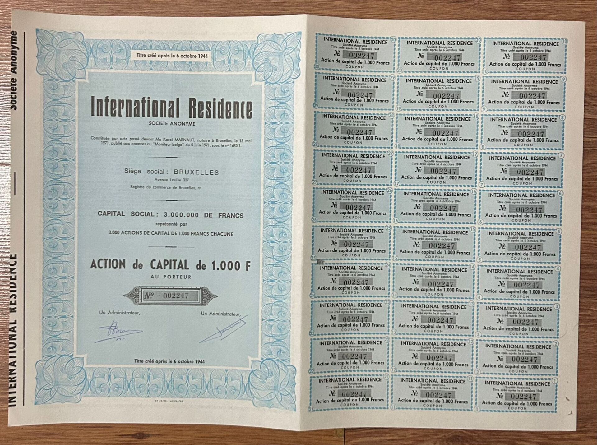 Hisse Senedi - İnternational Residence 1944 ( 45 X 32 cm )