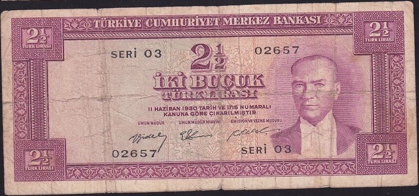 5.Emisyon 2.Tertip 2.5 Lira O3 02657 Temiz