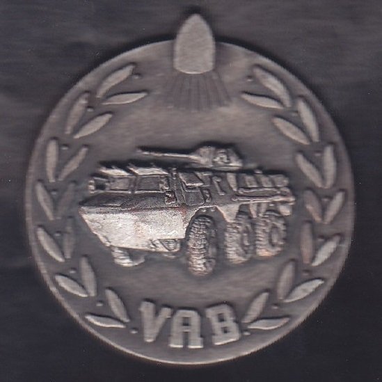 YABANCI MADALYON RENAULT