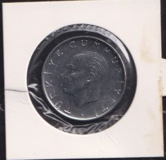 1980 Yılı 1 Lira Çilaltı Çil Düz