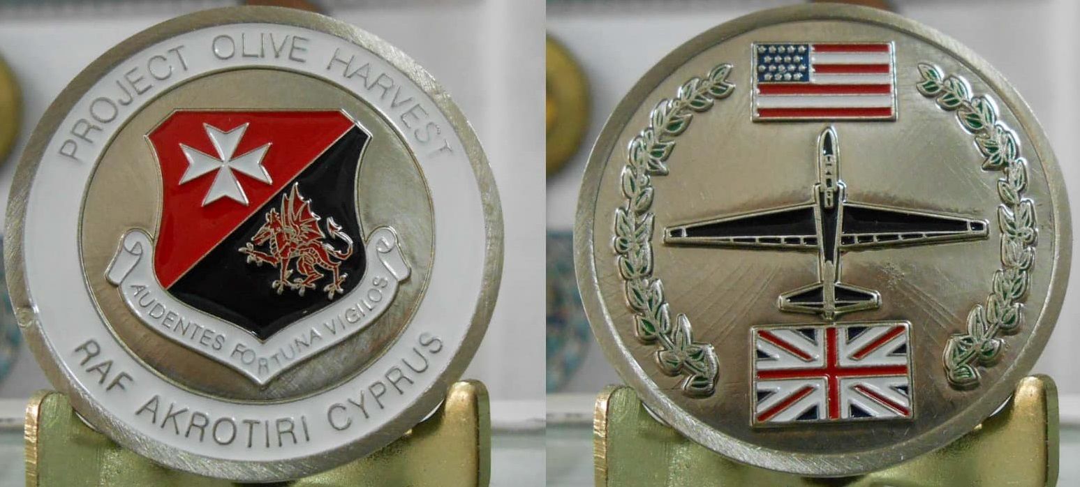 ABD-UK Güney Kıbrıs Üssünde Bulunan Casus Uçak U2 - Madalya 43 mm