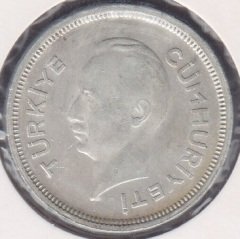 1941 Yılı 1 Lira Gümüş Çilaltı