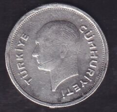 1935 Yılı 50 Kuruş Gümüş ( Temizlenmiş )