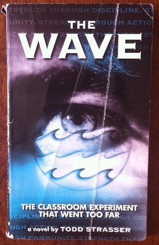THE WAVE TODD STRASSER - USA BASKI İNGİLİZCE