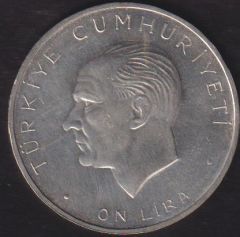 1960 Yılı 10 Lira - Hakimiyet Milletindir İhtilal Gümüş ( 15 Gram ) Temizlenmiş