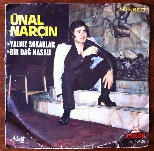 ÜNAL NARÇIN - YALNIZ SOKAKLAR - SADECE KAPAKTIR
