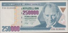 7.Emisyon 1.Tertip 250000 Lira C50 319935 Çil