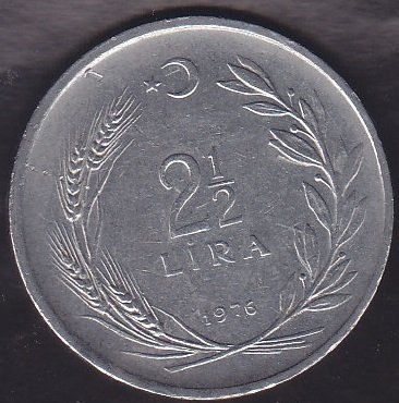 1976 YILI 2.5 LİRA ÇERÇEVEDEKİ TC LERDEN BİRİSİ TERS