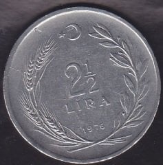 1976 YILI 2.5 LİRA ÇERÇEVEDEKİ TC LERDEN BİRİSİ TERS