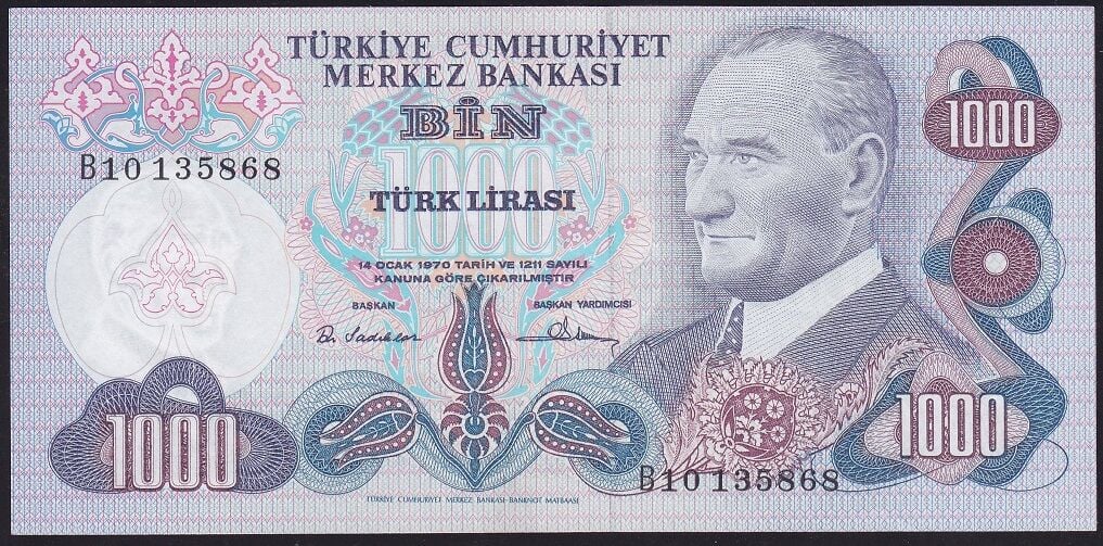 6.Emisyon 1.Tertip 1000 Lira B10 135868 Çilaltı ( Çok Hafif Bombe Var )