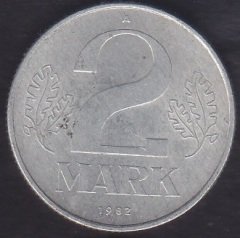 ALMANYA (DEMOKRATİK) 2 MARK 1982 A eski para