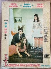 Yarın Başka Bir Gündür - Hülya Koçyiğit - Murat Soydan - Tanju Gürsu - Lobi Kartı
