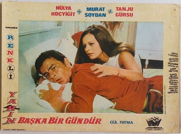 Yarın Başka Bir Gündür - Hülya Koçyiğit - Murat Soydan - Tanju Gürsu - Lobi Kartı 5