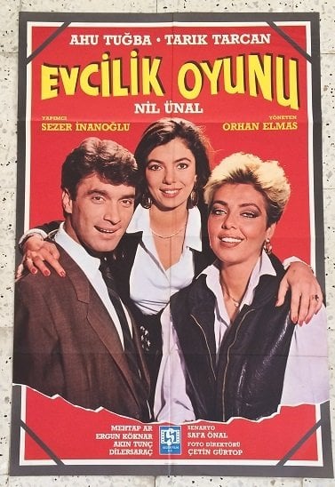 AHU TUĞBA - TARIK TARCAN - EVCİLİK OYUNU - FİLM AFİŞİ