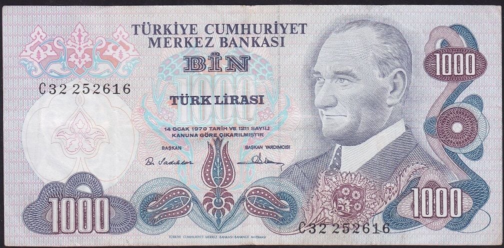 6.Emisyon 1.Tertip 1000 Lira C32 252616 Çok Temiz+