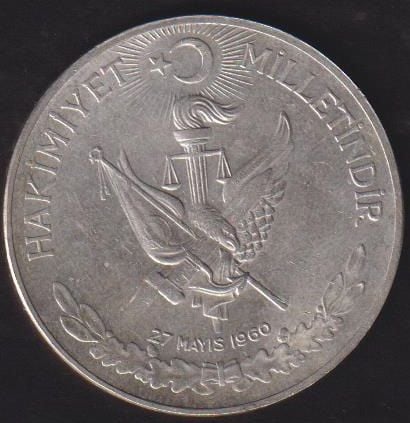 1960 Yılı 10 Lira - Hakimiyet Milletindir İhtilal Gümüş ( 15 Gram )